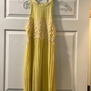 Buttery yellow swing dress. Adorable for any occasion